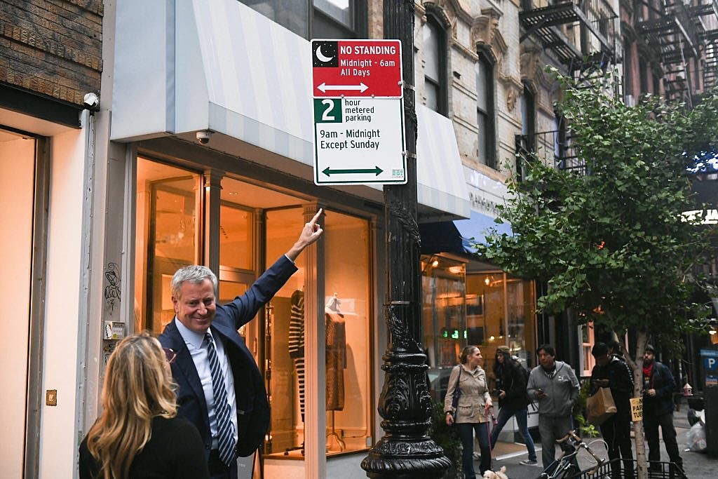 Lower East Side “late night quality of life improvement plan” announced by de Blasio