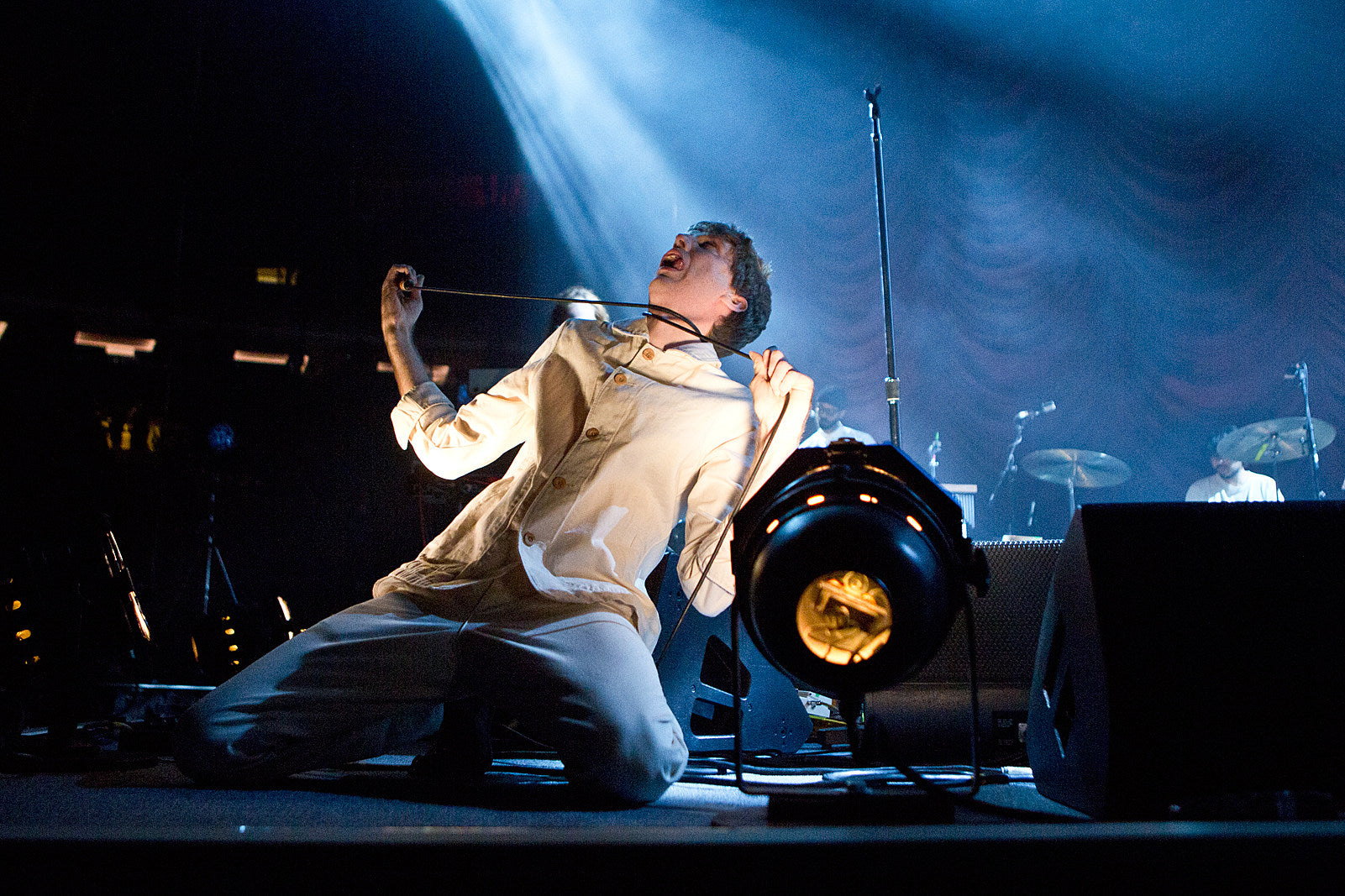 Kings of Leon & Deerhunter played MSG (pics)