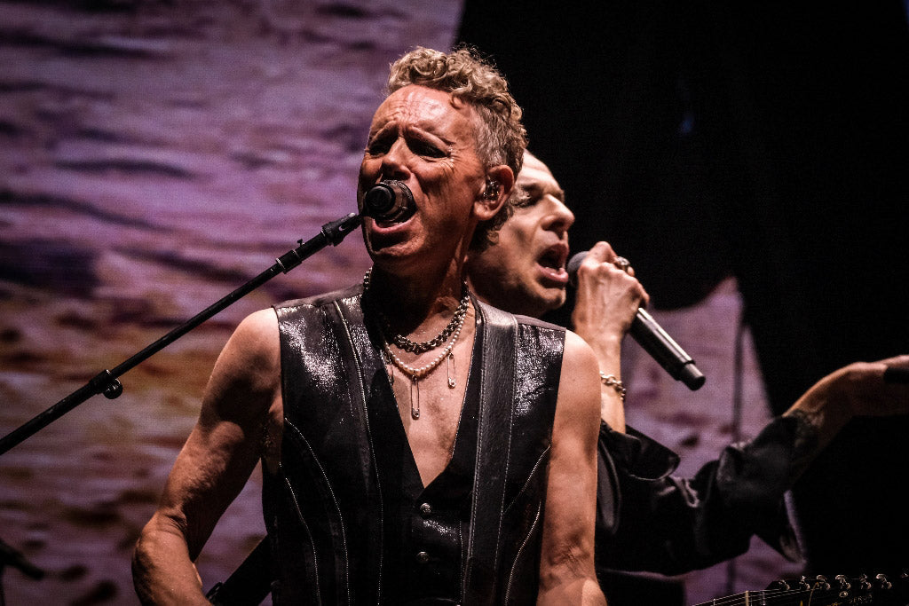 Depeche Mode gave tour debuts to “Policy of Truth” & “Black Celebration” @ Barclays Center (pics, video, setlist)