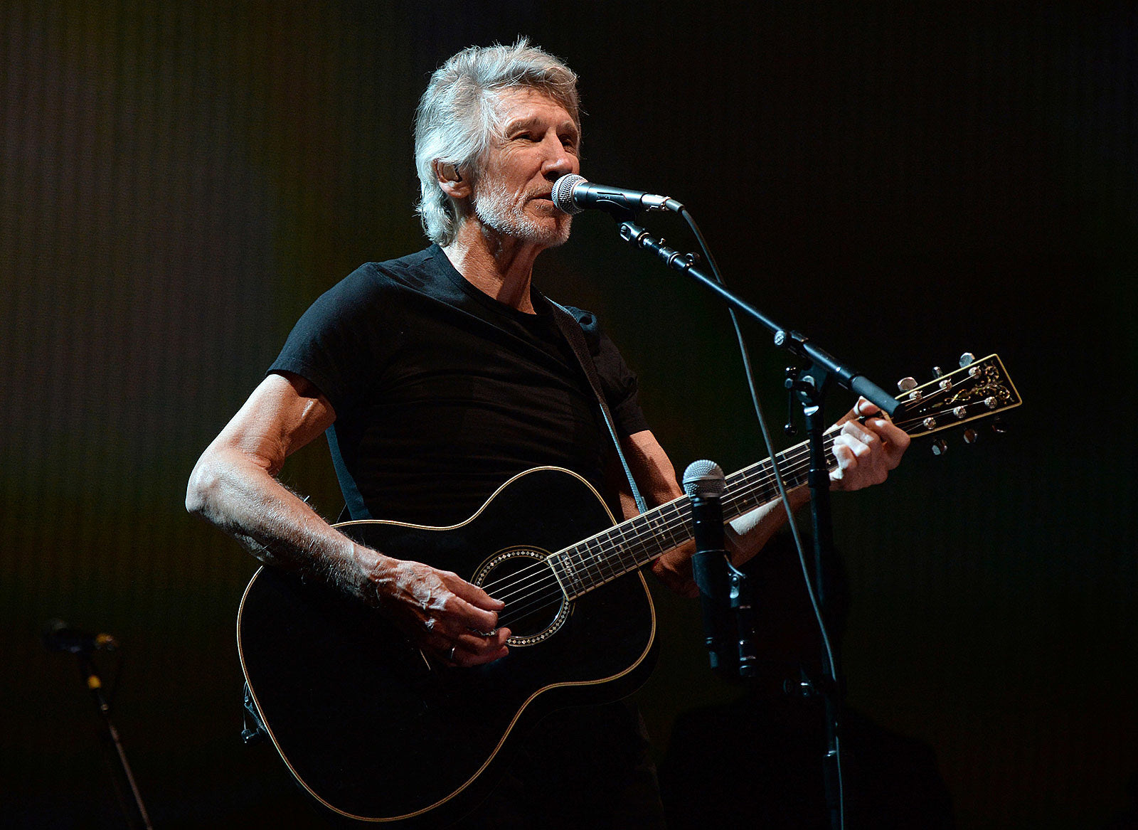 Roger Waters working with Nigel Godrich on first solo LP in 25 years, announces 2017 tour (2 shows @ Barclays)
