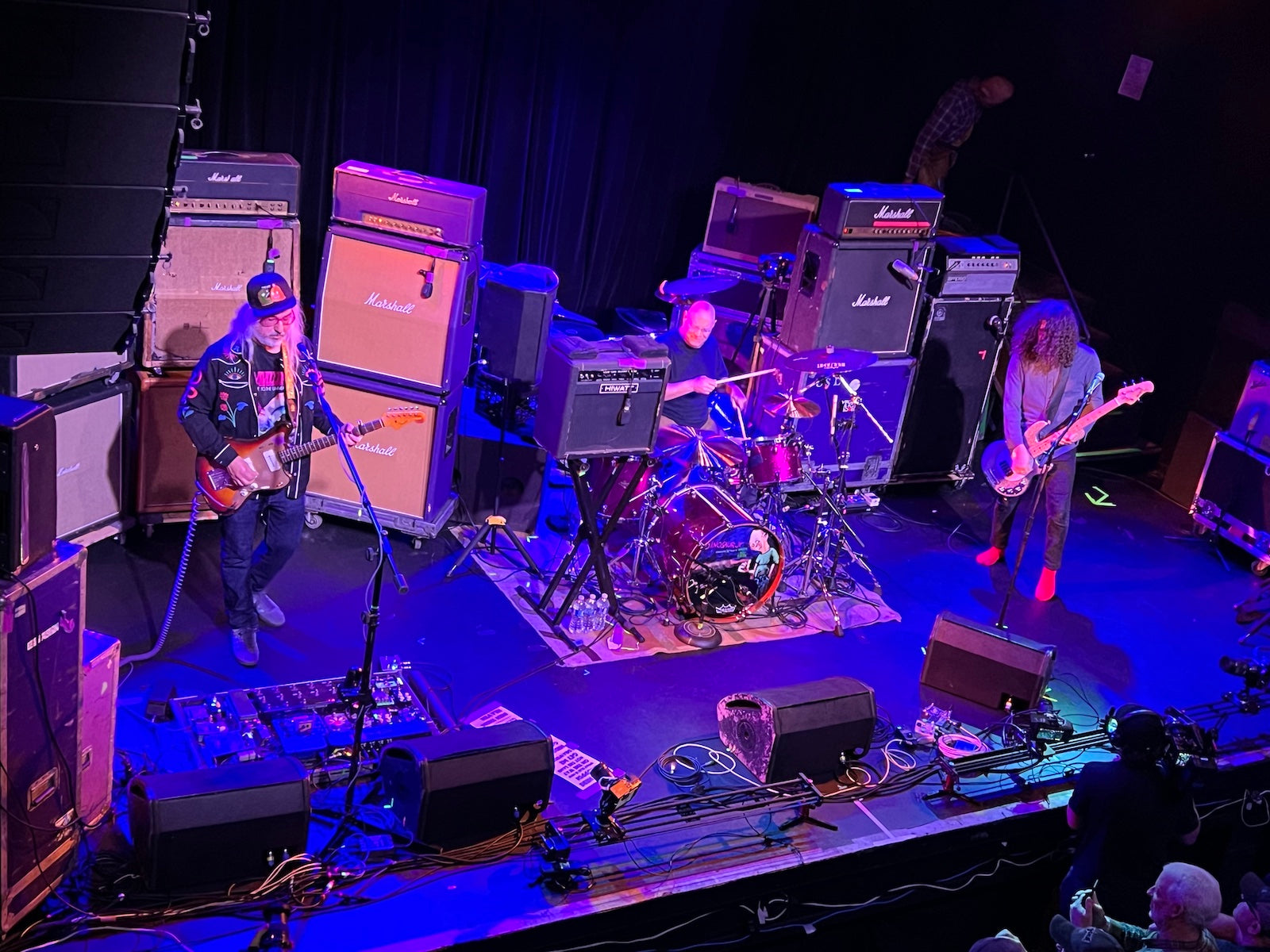 Dinosaur Jr brought out Isaac Brock & Hamilton Leithauser for Night 1 of ‘Where You Been?’ 30th Anniversary run in Brooklyn (setlist, video)