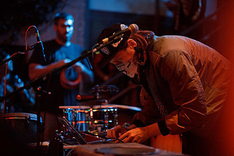 DJ Windows 98 playing with live percussion at Baby’s this weekend ++ watch Arcade Fire footage from 2003