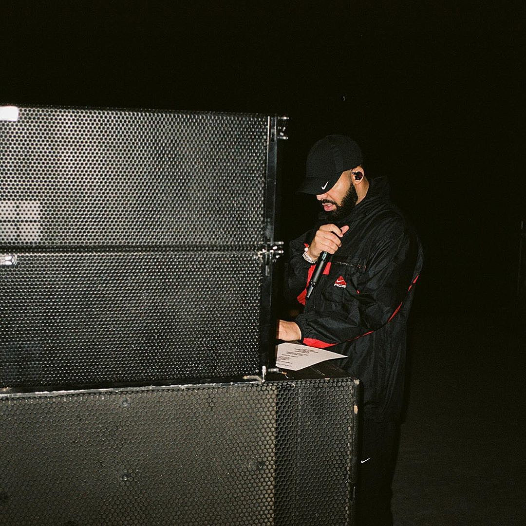 Drake responds after getting booed off stage at Camp Flog Gnaw