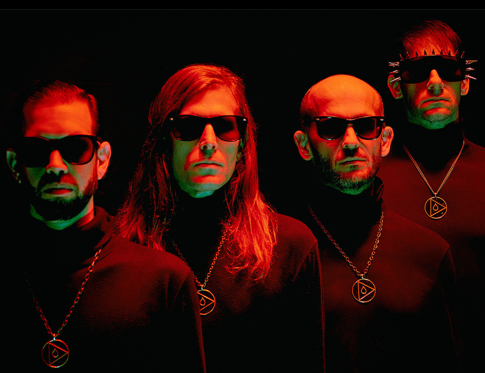 watch Drakulas’ video for “Fashion Forward” off upcoming album