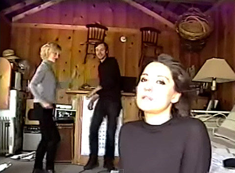 Drinks (Cate Le Bon / Tim Presley) share “Hermits on Holiday” video, announce North American tour dates