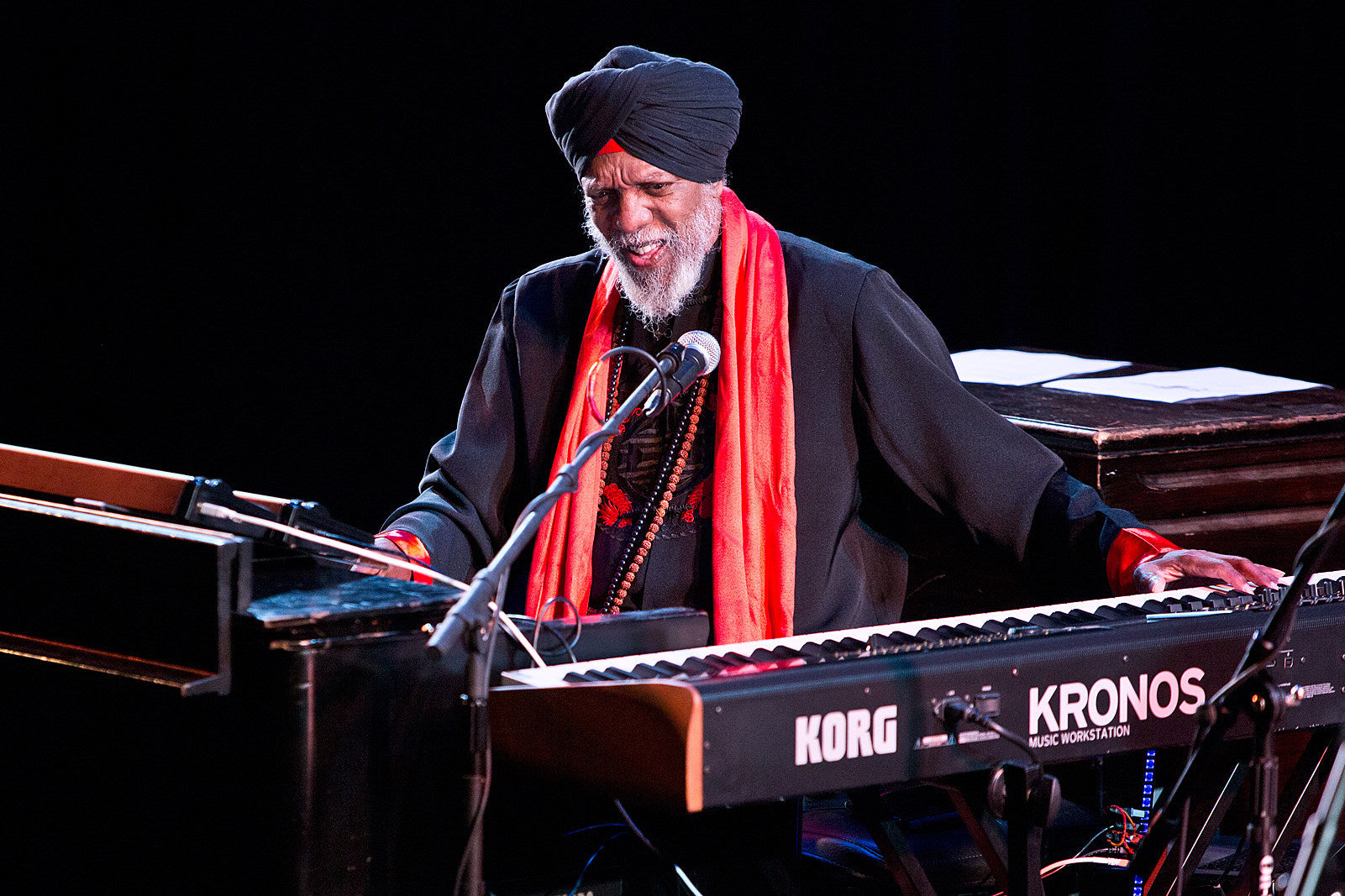 Dr. Lonnie Smith Trio played Kumble Theater  (pics, setlist)