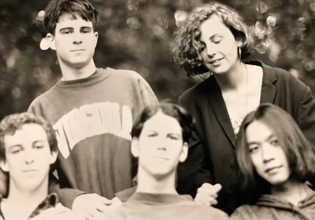 Drop Nineteens announce “lost” 1991 album, share “Daymom” ++ new “Kick the Tragedy” video