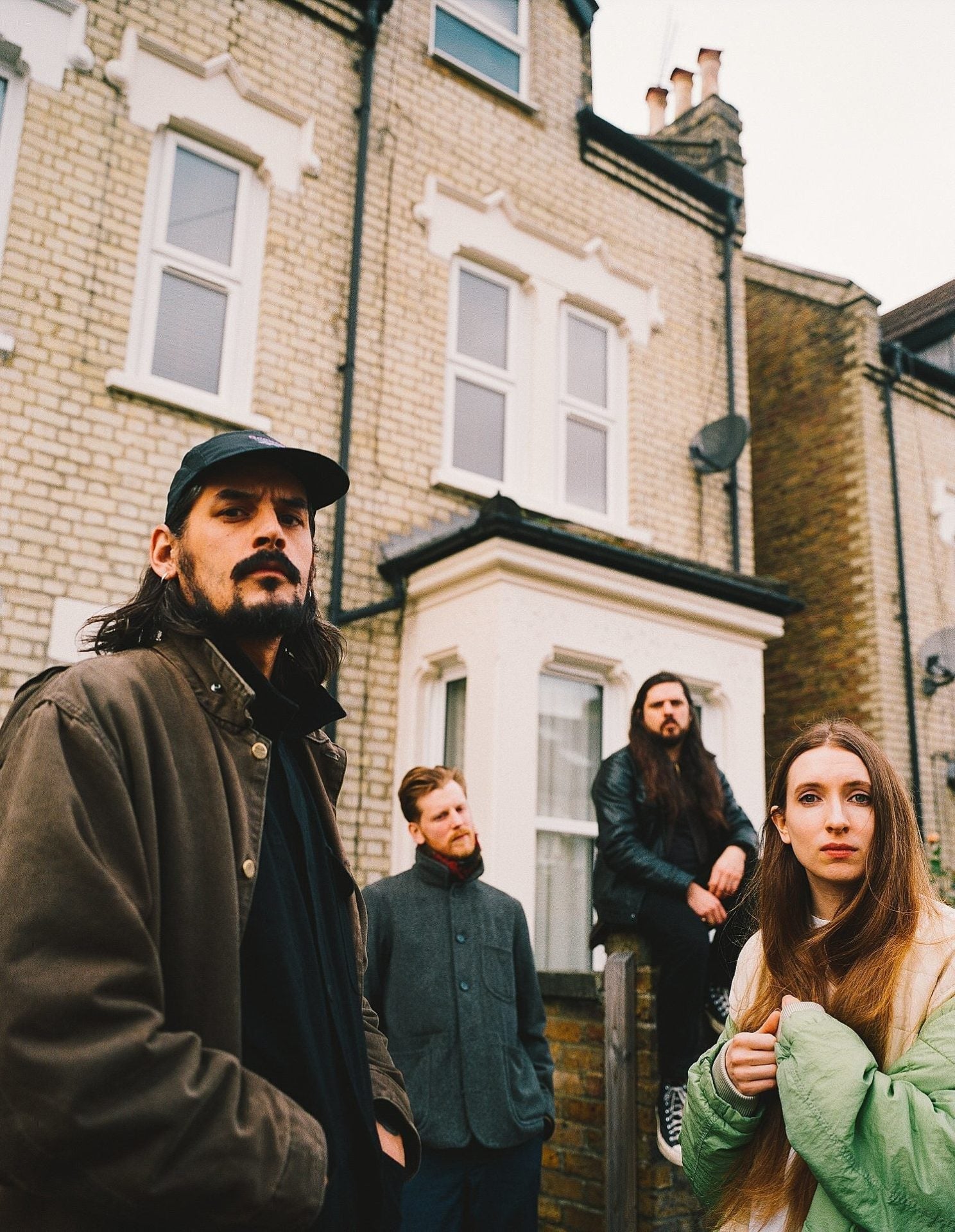 UK band Dry Cleaning sign to 4AD, played NYC, have L.A. dates this week