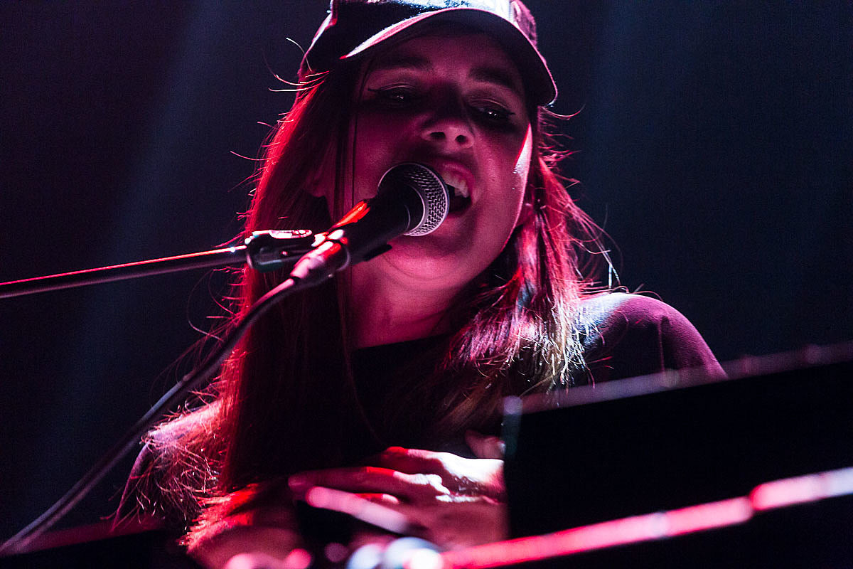 Julianna Barwick appears on new songs by FaltyDL and Nosaj Thing (listen)