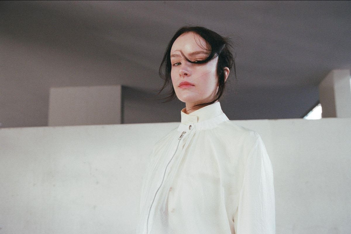Ela Minus announces new album, shares “BROKEN”