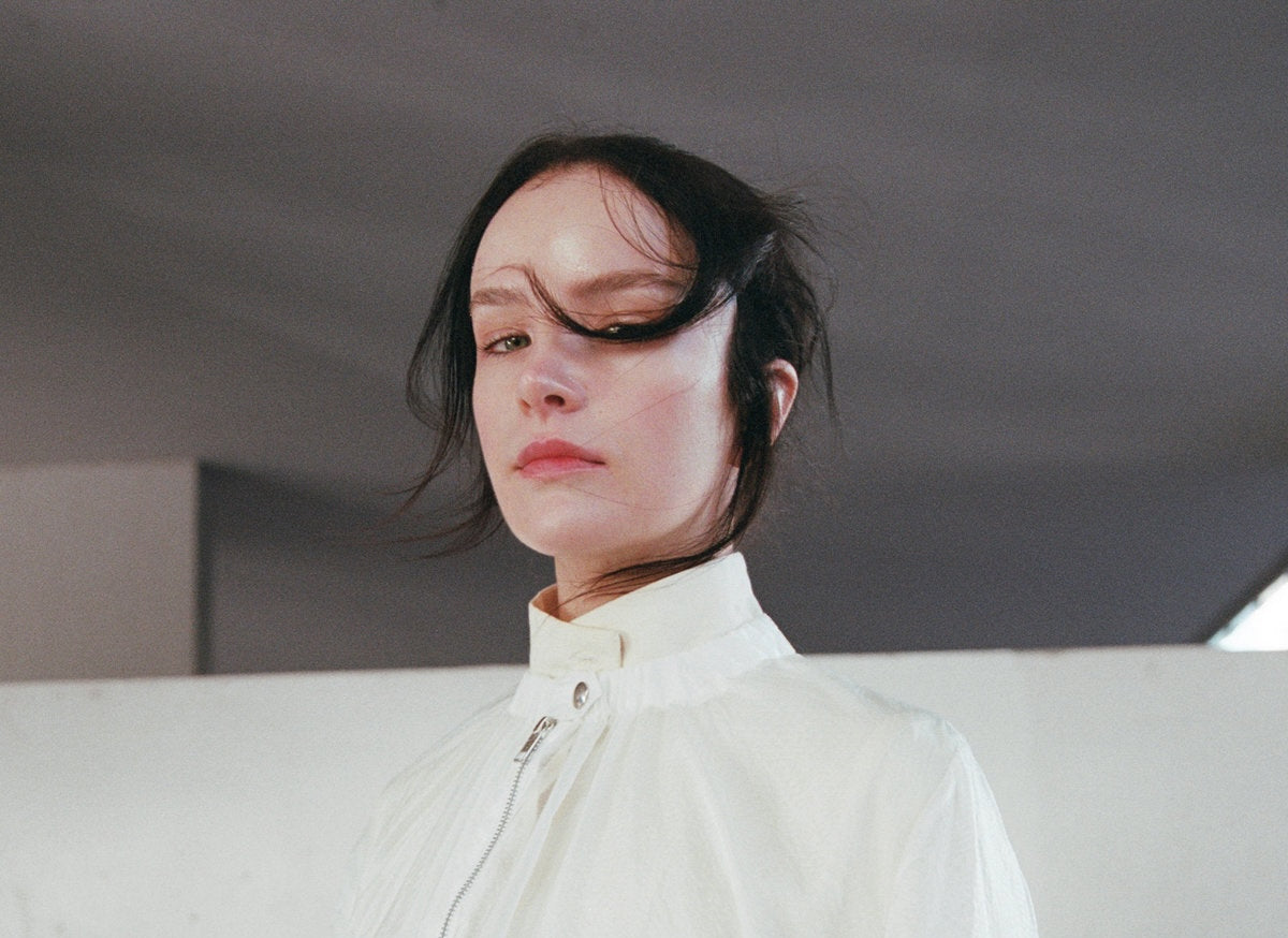 Ela Minus shares remix EP, announces fall tour