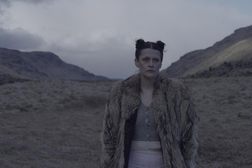El Perro del Mar announces new LP ‘Big Anonymous,’ shares “In Silence” video