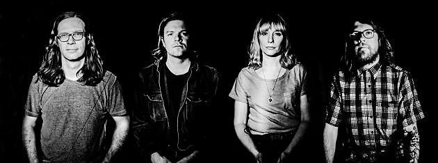 French band En Attendant Ana touring w/ Ethers (Gonerfest, Trouble in Paradise & more)