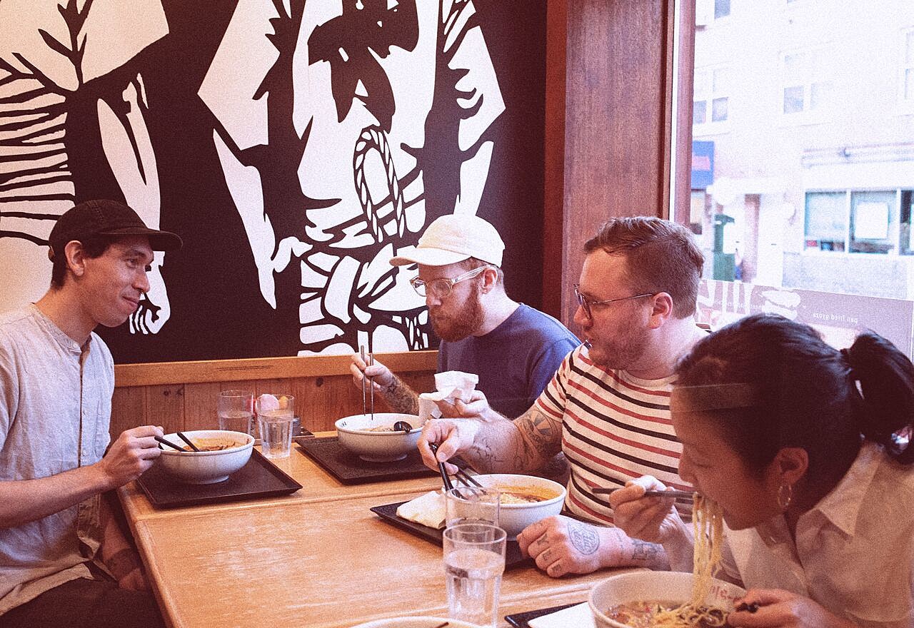 stream Everywhen’s (ex-1994!, Algernon Cadwallader, Prawn, etc) debut EP