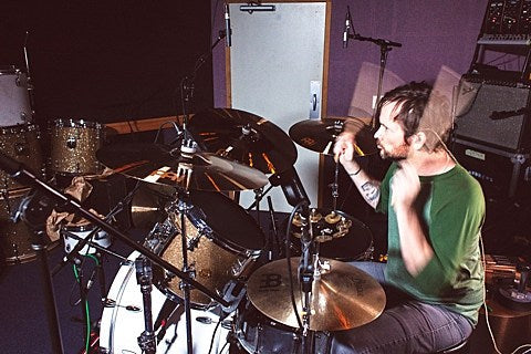 Failure share part 6 of studio diary and “Hot Traveler” video