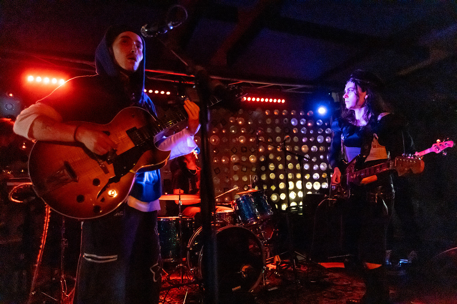 fantasy of a broken heart played Baby’s All Right with Godcaster (pics)