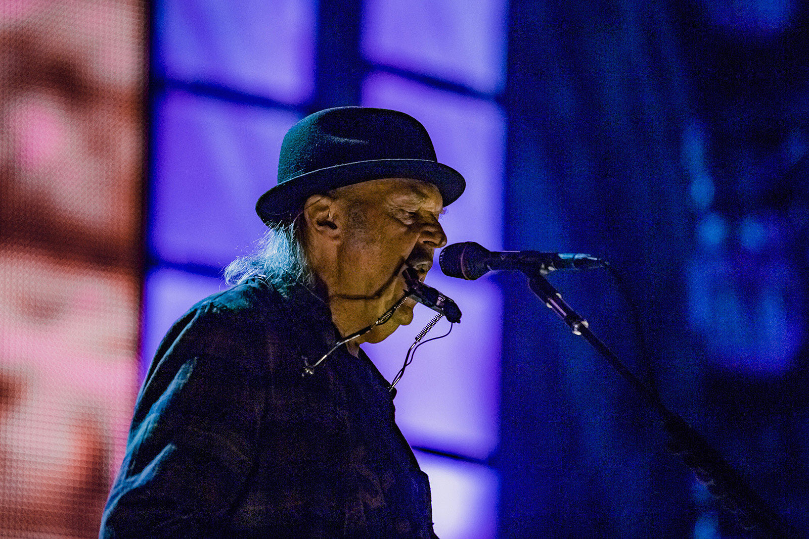 Neil Young adds shows to July tour
