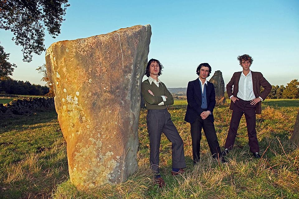 Fat White Family side with Sleaford Mods on “middle class boobs” IDLES