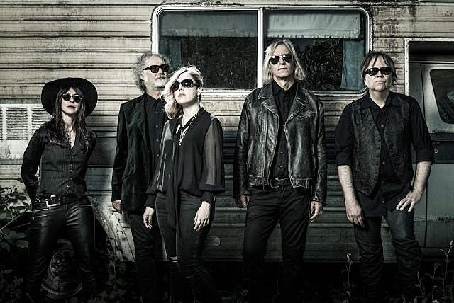 Filthy Friends (Corin Tucker, Peter Buck, etc) announce debut LP, share new song