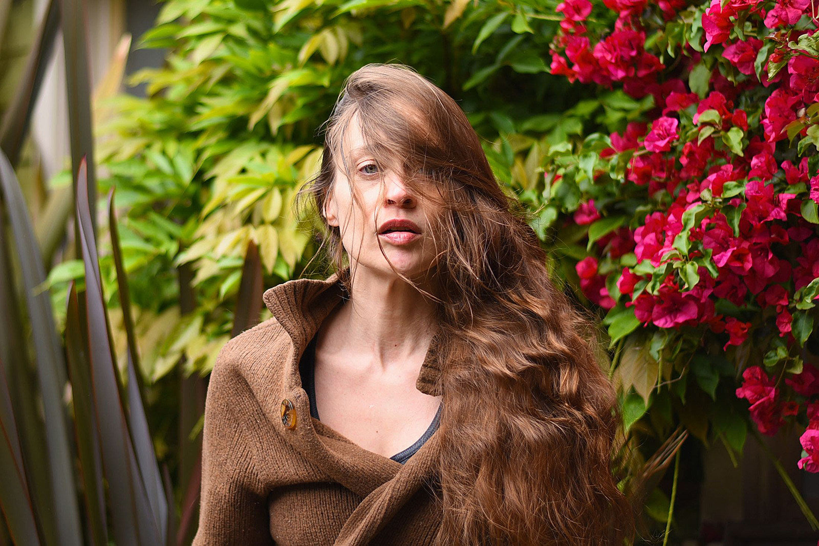 The Waterboys tap Fiona Apple for new single “Letter From An Unknown Girlfriend”
