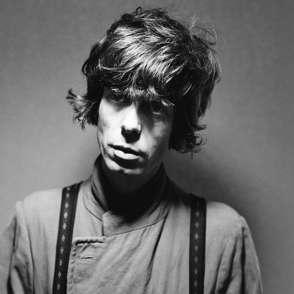 Fionn Regan made a video starring Cillian Murphy (Peaky Blinders), playing shows