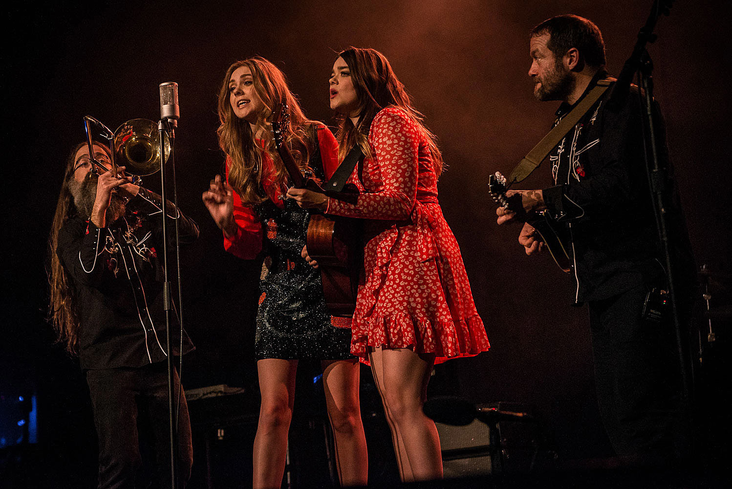 First Aid Kit & Van William @ Beacon Theatre (pics, setlist)
