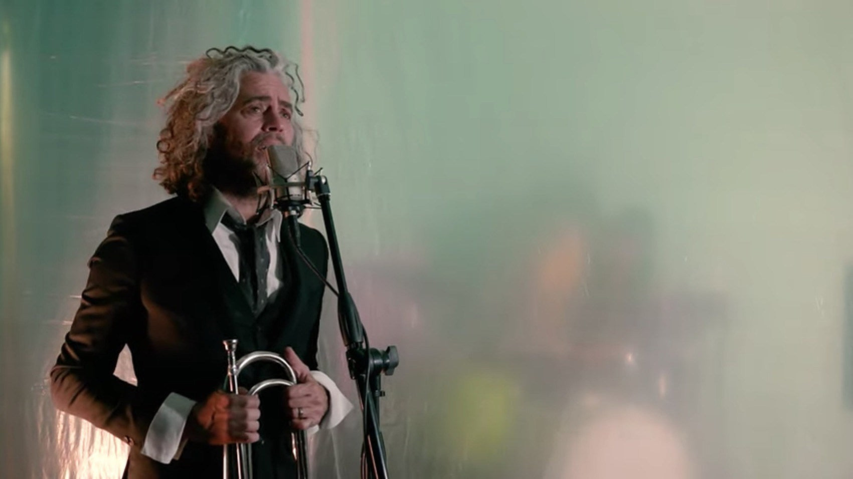 The Flaming Lips share “Mother Please Don’t Be Sad” from new album