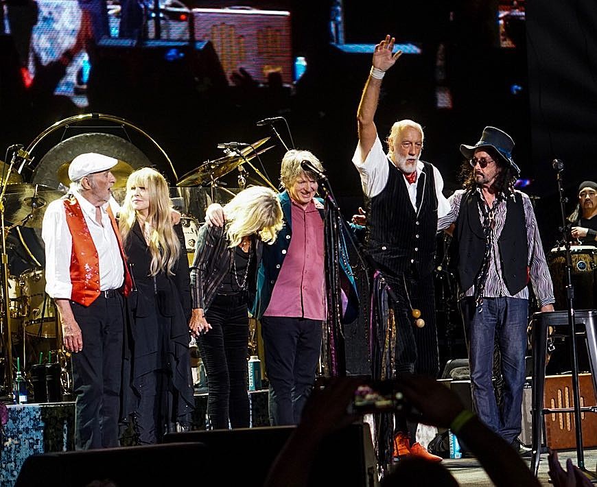 Fleetwood Mac opened tour w/ rarities, Tom Petty tribute, Split Enz/Crowded House songs
