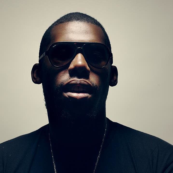 Flying Lotus says “the internet is a fuckin’ liar” before playing Gaslamp Killer song on stage