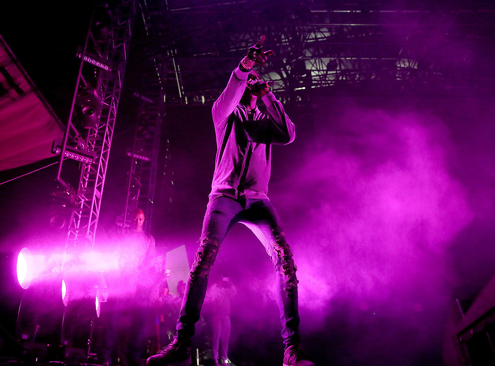 Travi$ Scott, Young Thug, Joey Bada$$, Jidenna & Kehlani playing big Hot 97 show