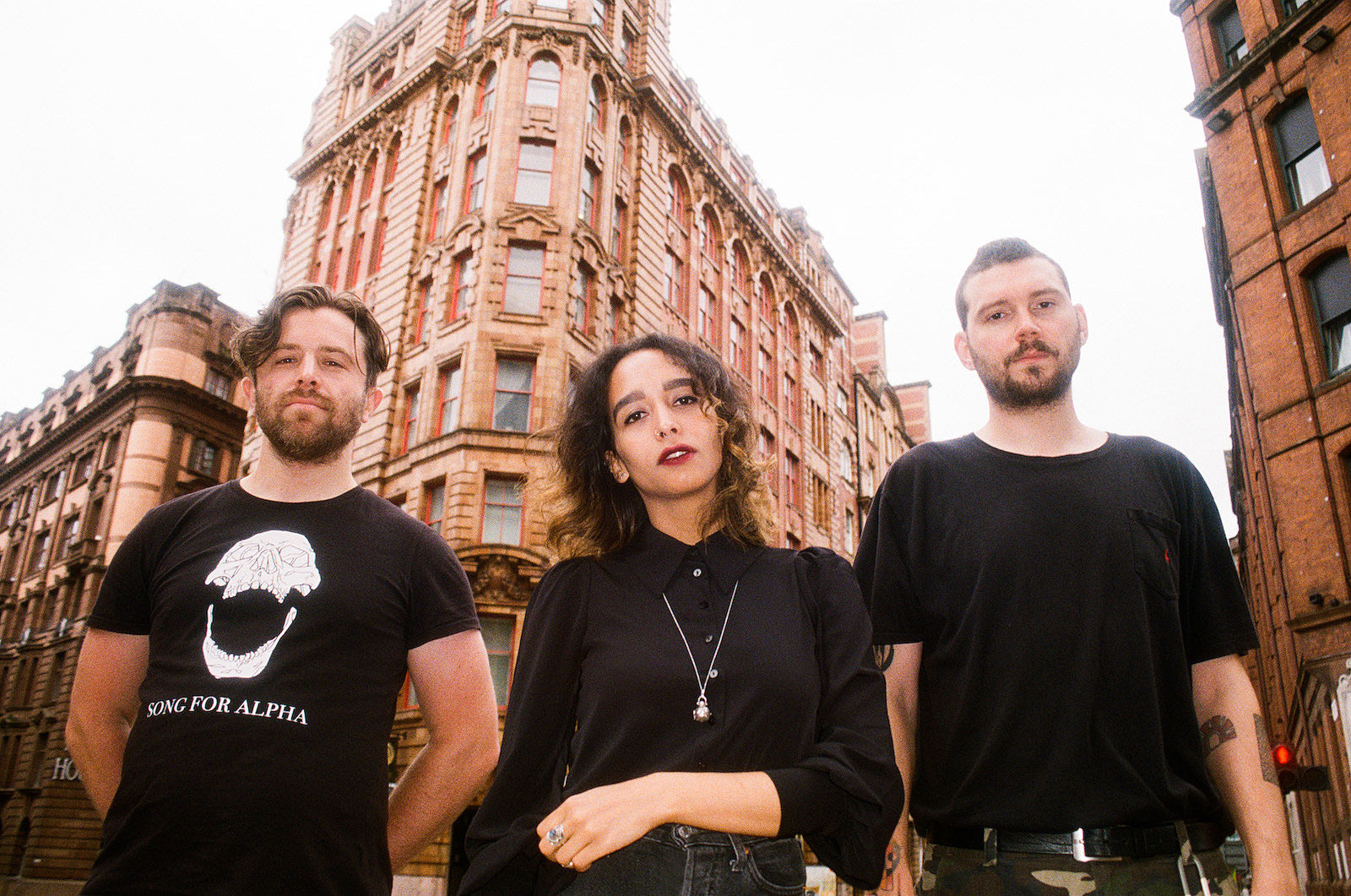 Listen to Manchester post-punks Gary, Indiana’s pummeling single “Alien 3”