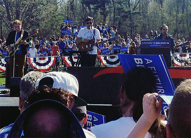 watch Grizzly Bear and EPMD play the Bernie Sanders rally in Prospect Park