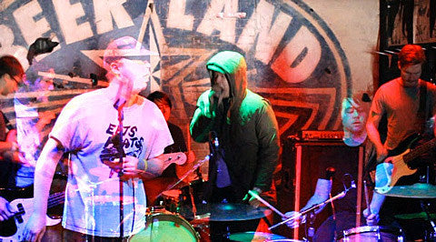 Ghetto Ghouls, Spray Paint, S U R V I V E and more on new Austin comp ‘We Jam by Condos’ (stream a track)