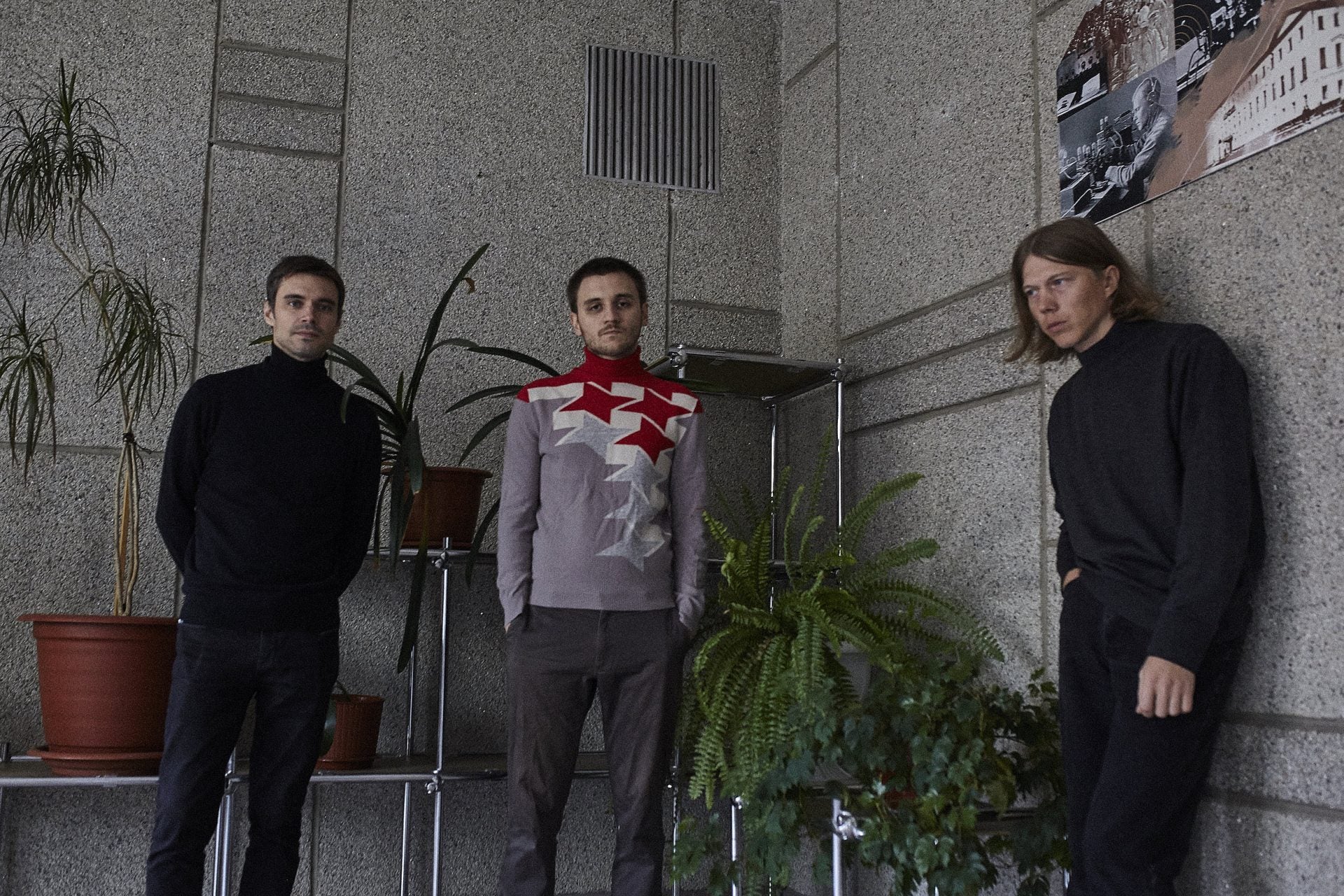 Russian psych/prog trio Gnoomes releasing ‘Tschak!’ (listen to “Severokamsk”)