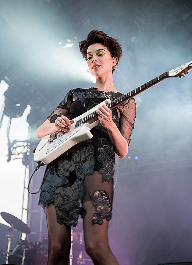 Governors Ball Day 1 pics — St Vincent, My Morning Jacket, Florence, Decemberists, Ratatat, DFA1979, more