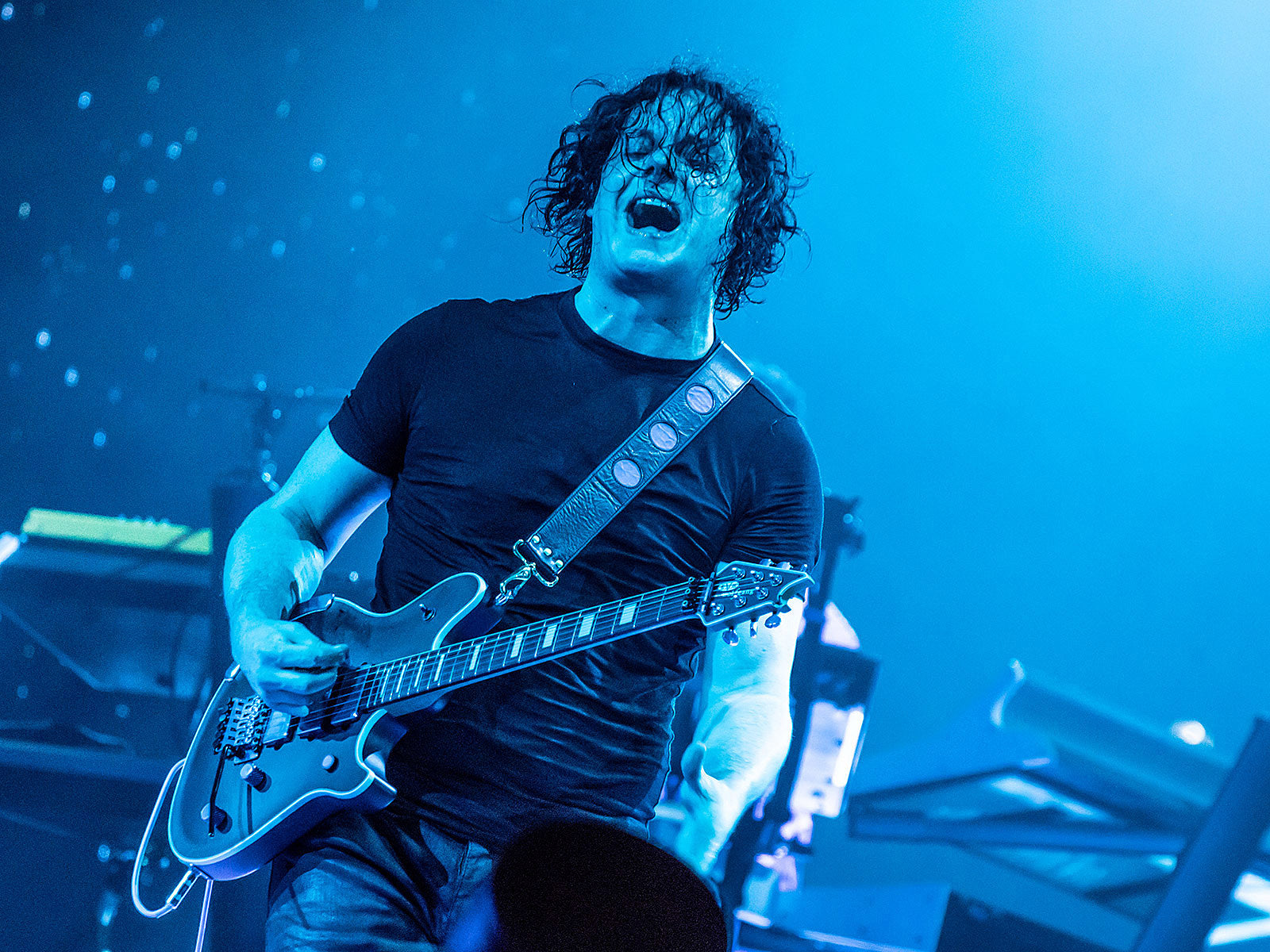 Jack White expands fall tour, announces Brooklyn and Chicago shows