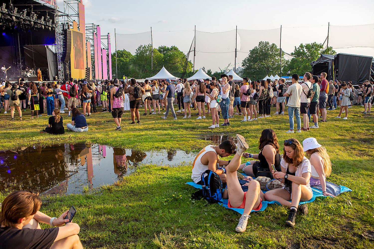 UK government reveals 5-stage plan for live performances to resume