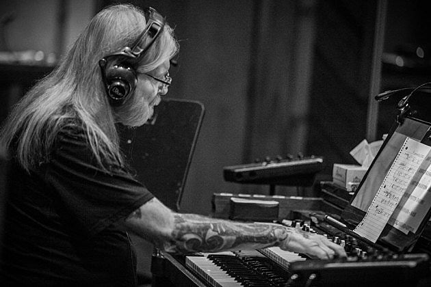 Gregg Allman announces 5 Laid Back Festivals including Jones Beach with Jason Isbell, tour with ZZ Top