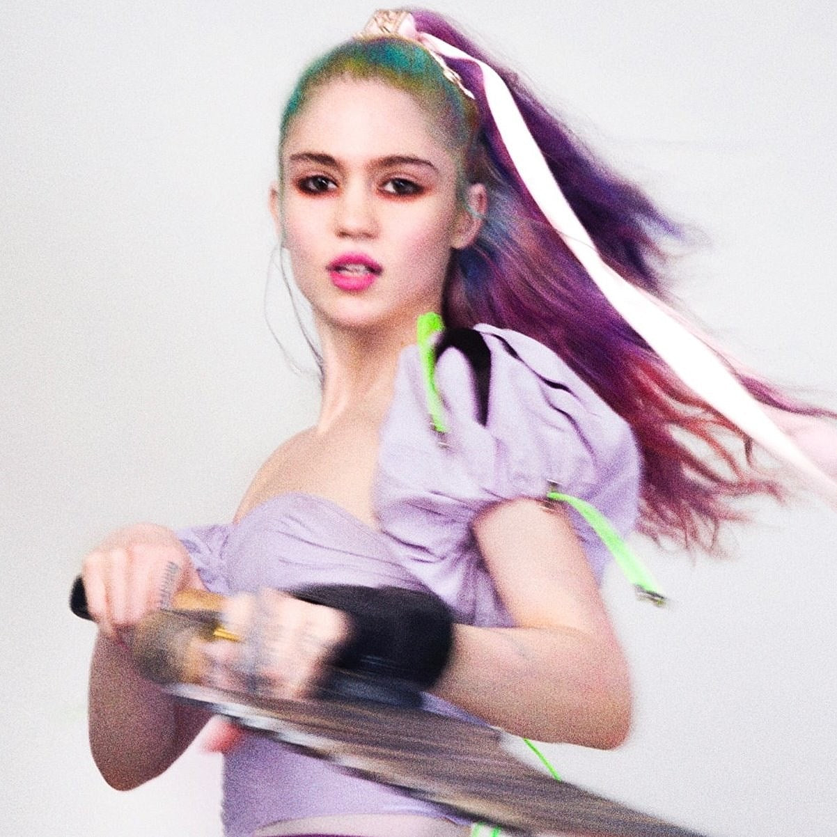Grimes says more stuff about live music & Zola Jesus’ “silicon fascism” comments