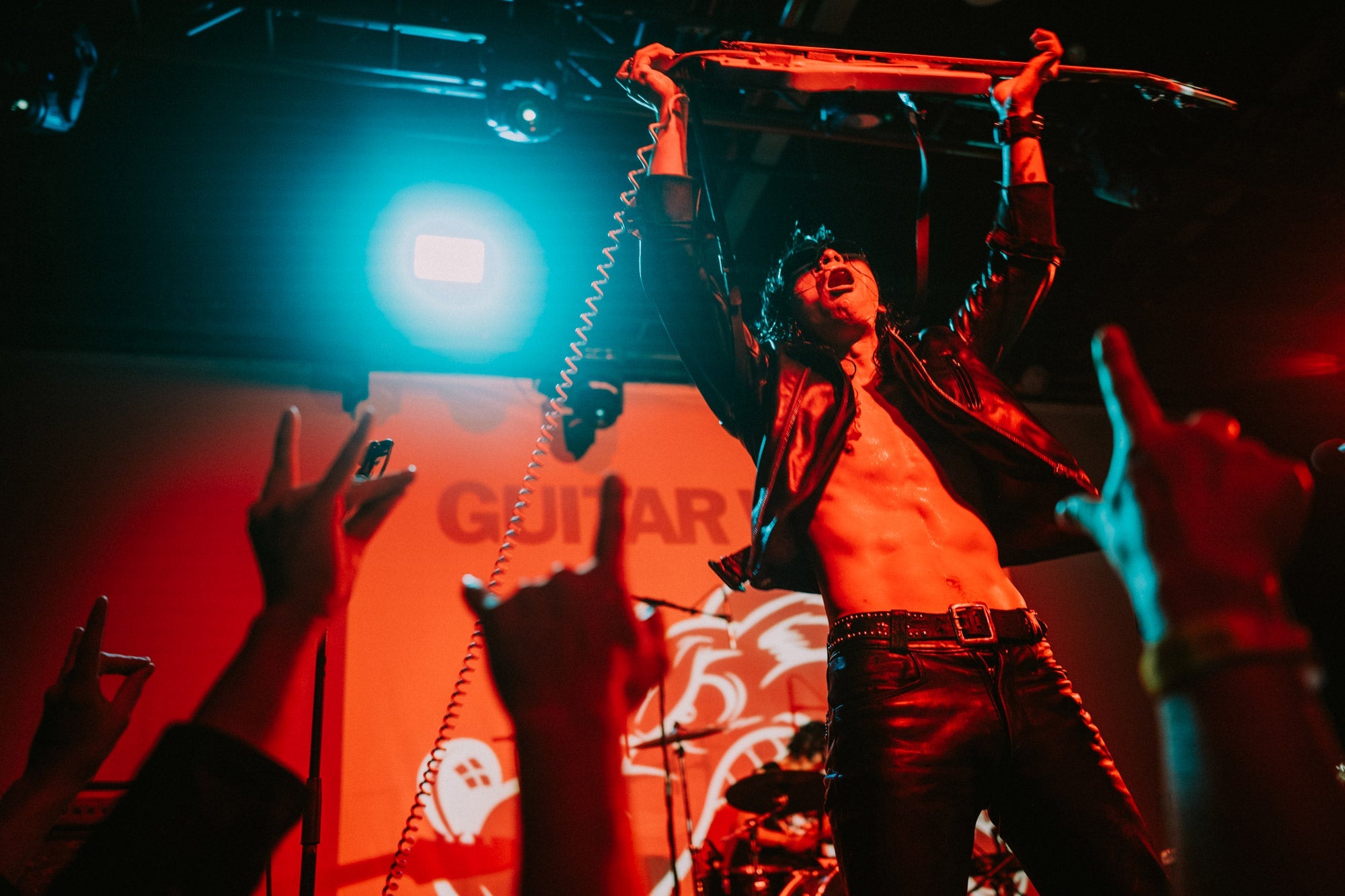 Guitar Wolf played  Elsewhere with Hans Condor (pics)