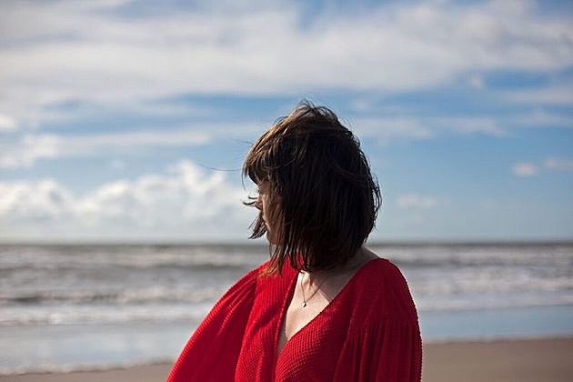 listen to Gwenno’s new Aphex Twin-inspired song