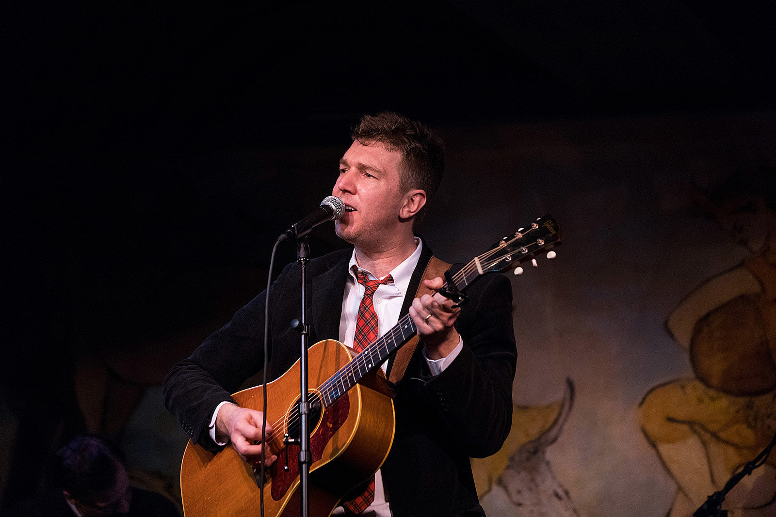 Hamilton Leithauser eulogizes Richard Swift, opening for The Decemberists