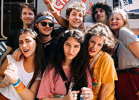 Hinds share new song “Chili Town,” touring with Public Access TV this fall (dates)