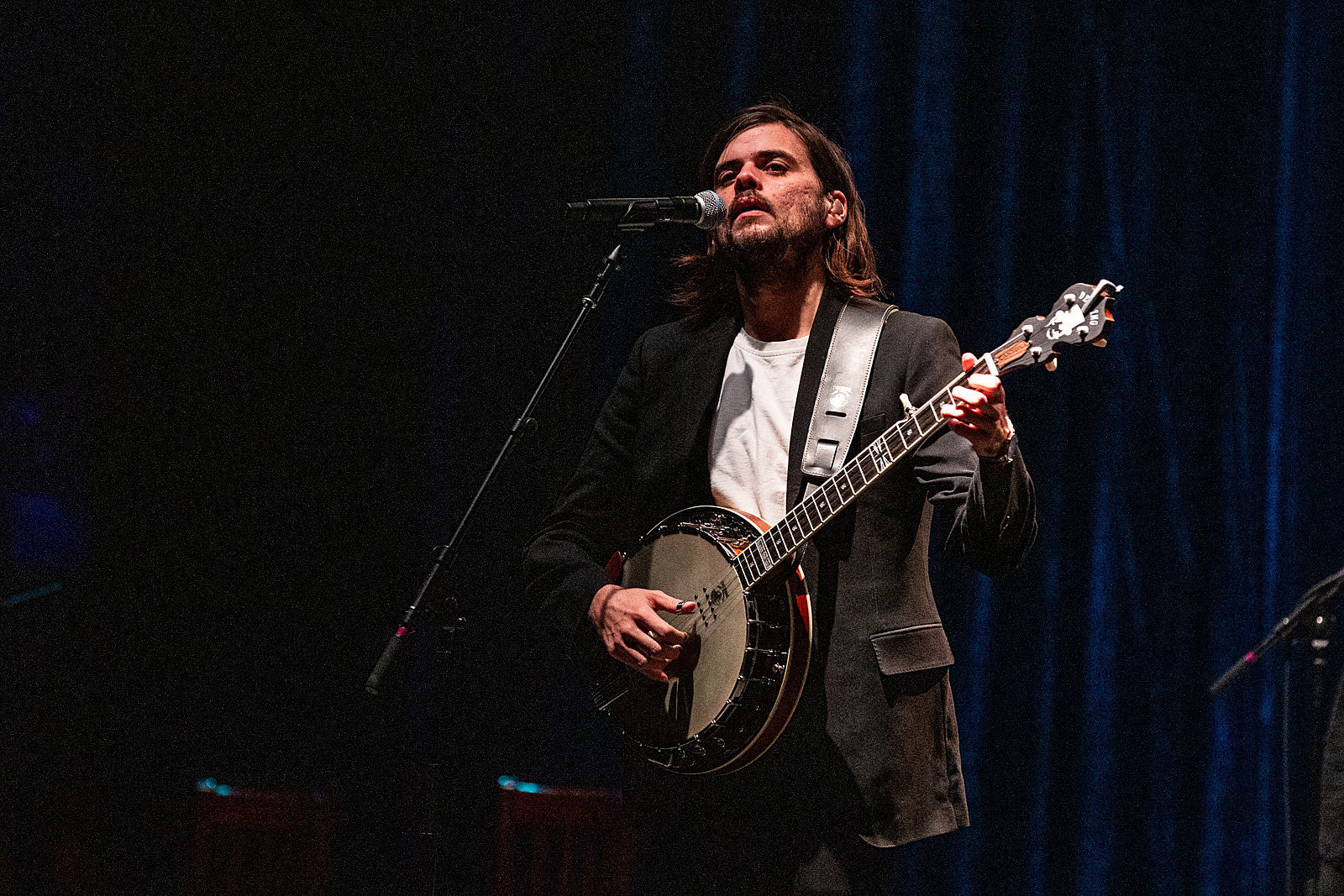 Mumford & Sons’ Winston Marshall leaves band, defends praise of Andy Ngo’s book
