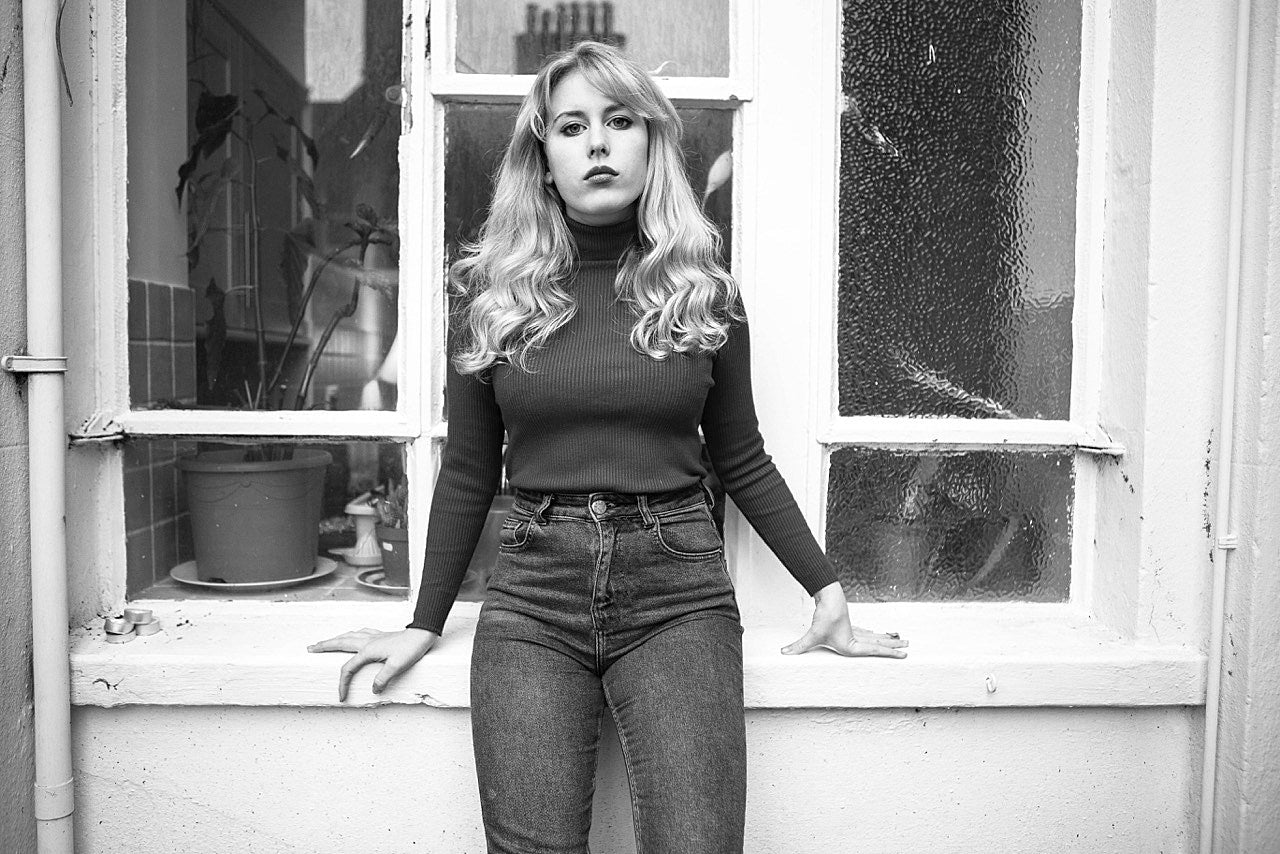 Holly Macve releasing debut LP on Bella Union (stream “Heartbreak Blues”)