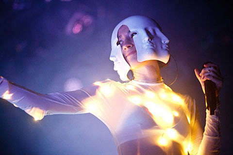 Hundred Waters and Mitski played MHOW (pics & setlist)