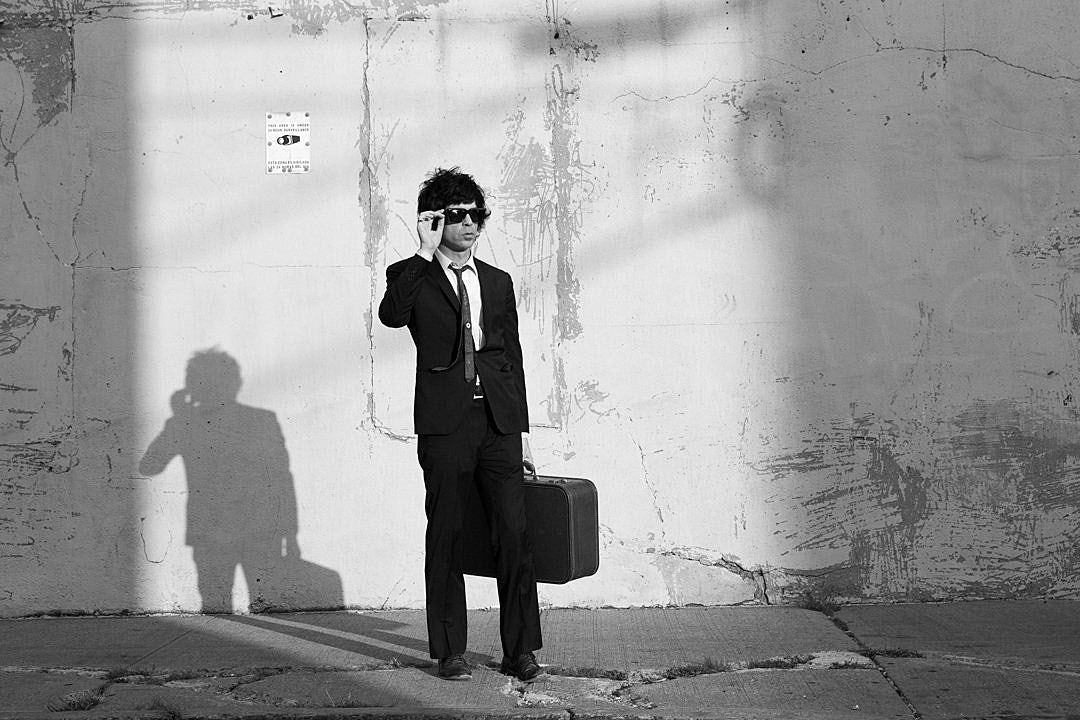 Ian Svenonius preps solo debut and new Chain & The Gang LP (listen), touring