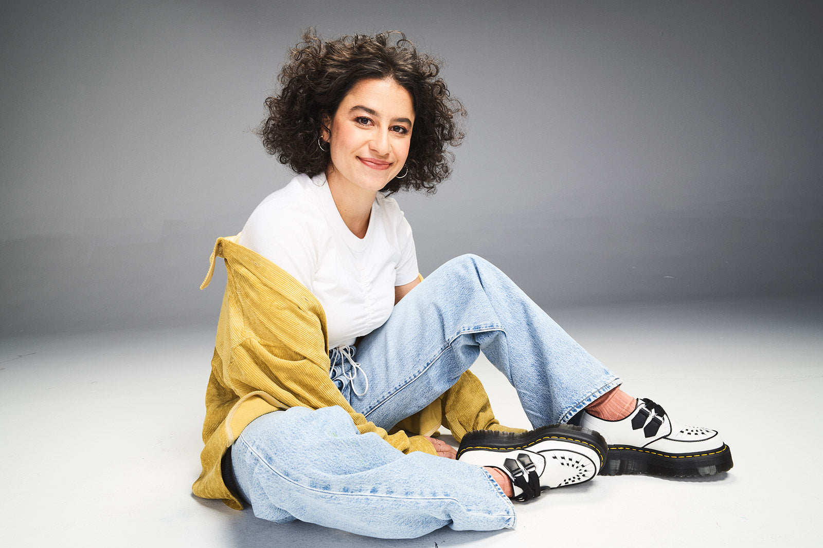 Ilana Glazer announces 2024 stand-up tour, Beacon Theatre included
