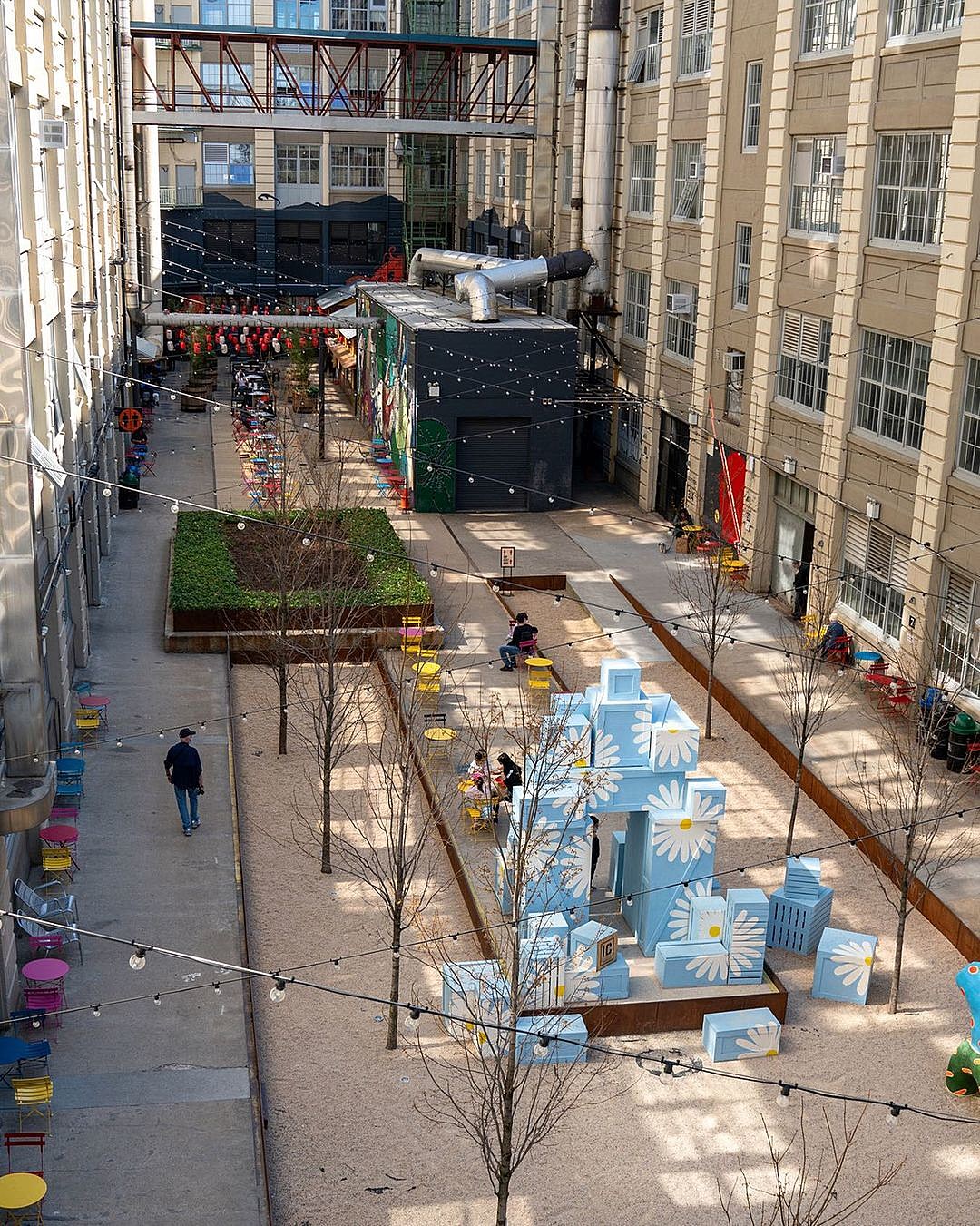 Industry City announces daytime courtyard concert series w/ Bill Frisell & more