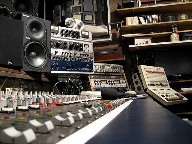 famed DC punk recording studio Inner Ear broken into; valuable equipment stolen